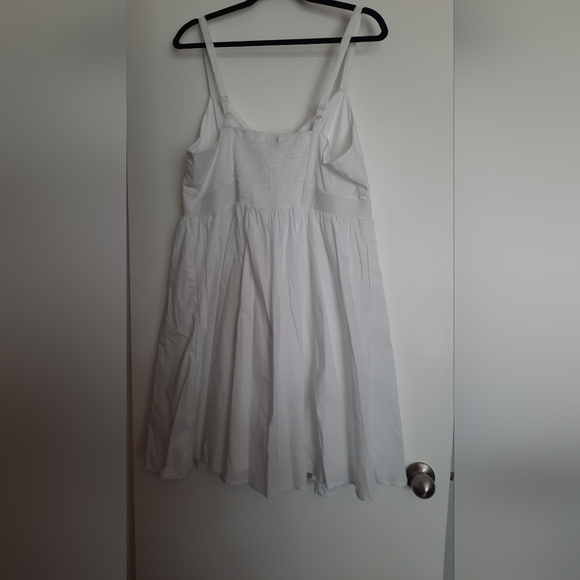 White tie front Torrid dress 1x - Picture 3 of 3